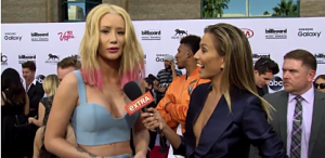 Iggy Azalea spends 12 hours playing blackjack