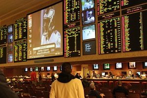 Even though Pennsylvania’s casinos did not show enthusiasm for sports betting in the past few months, the license application by Harrah’s Philadelphia signifies progress. 